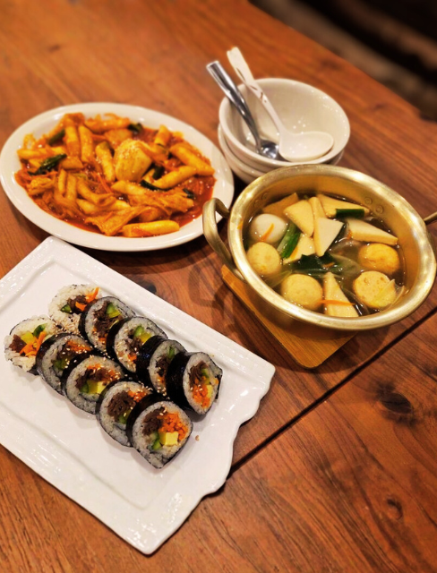 Traditional Korean cooking utensils